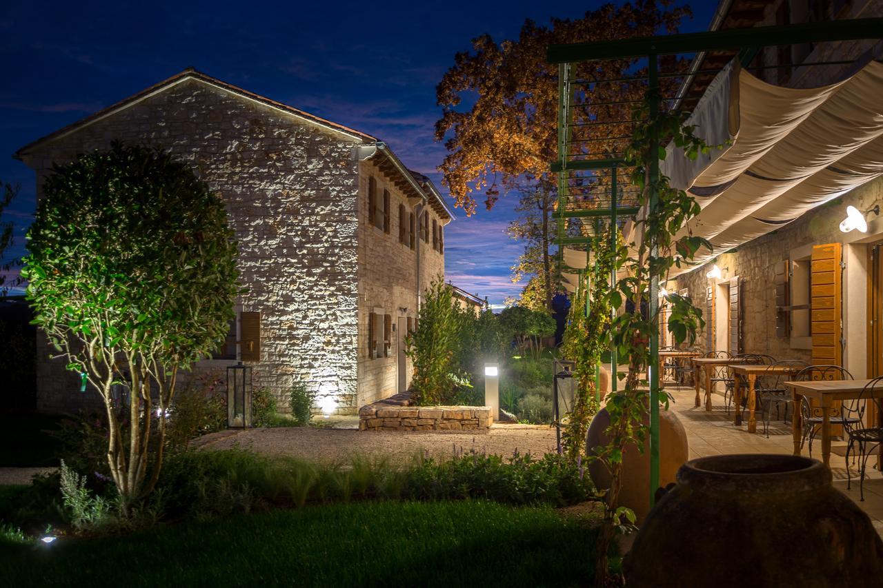 Meneghetti Wine Hotel And Winery - Relais & Chateaux Бале Екстериор снимка